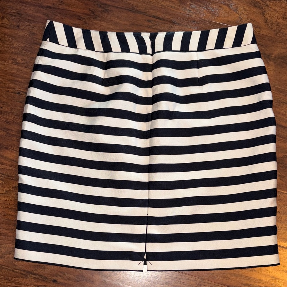 Worthington Black and Cream Striped Mini Skirt 16W - Picture 8 of 8